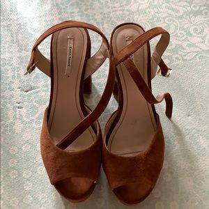 Zara Wedges